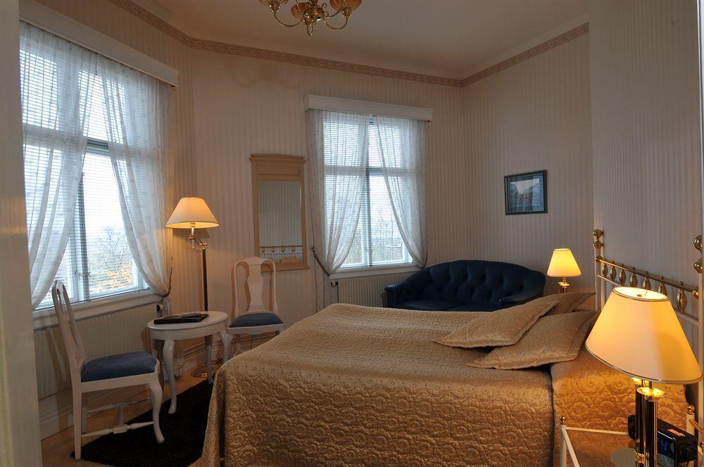 Hotel Vinterpalatset كيرونا المظهر الخارجي الصورة