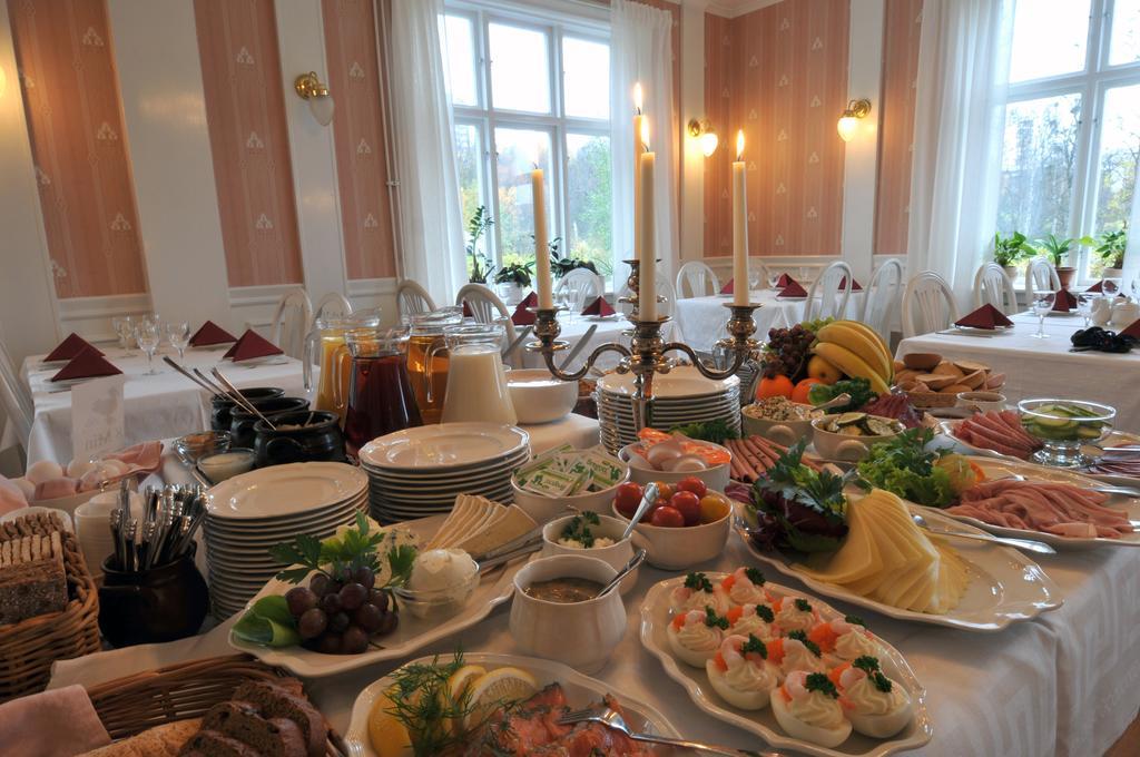 Hotel Vinterpalatset كيرونا المظهر الخارجي الصورة